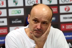 Prieš KMT kovas J. Zdovcas džiaugėsi grįžtančiais žaidėjais ir kalbėjo apie nuolatos slegiantį spaudimą