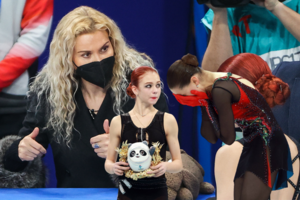 Išgirdę, ką trenerė sakė verkiančiai K. Valijevai, pratrūko patys rusai: „Velniop E. Tutberidzę. Jos širdis – akmeninė“