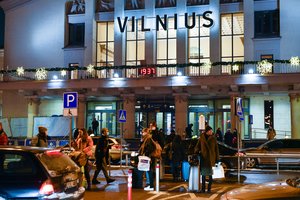 Lietuvių seniai pamėgtą Jungtinę Karalystę pakeitė kitos kryptys: štai kur dabar važiuojama užsidirbti