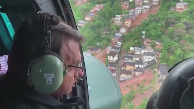 Brazilijos prezidentas praskrido virš nukentėjusio nuo purvo nuošliaužų miesto: žada suteikti pagalbą gyventojams
