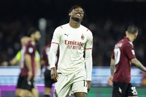 Italijoje – netikėtas „AC Milan“ kluptelėjimas prieš autsaiderius