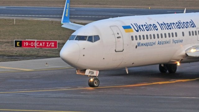 Į augančią įtampą Ukrainoje sureagavo dar kelios aviakompanijos: stabdo skrydžius į Kijevą