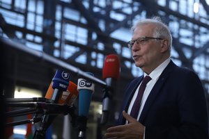 ES diplomatijos vadovas: Bendrija „šią popietę“ paskelbs sankcijų Rusijai