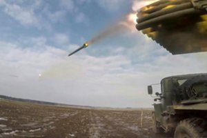 NATO: Rusija ruošiasi „plataus masto“ Ukrainos puolimui