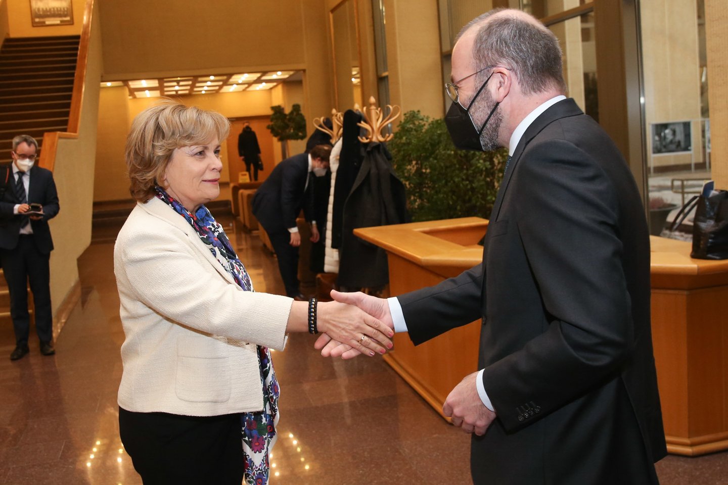 Europos liaudies partijos frakcijos vadovas Manfredas Weberis atvyko į Lietuvą solidarumo vizito.<br>R.Danisevičiaus nuotr.