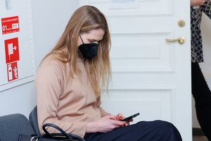 Jauna verslininkė teisme nustebo: svarbios derybos vyko lyg paauglių susirašinėjimas