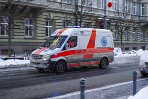 Kaimyno poelgis kieme pribloškė ne tik greitosios pagalbos laukusią kaimynę, bet ir medikus