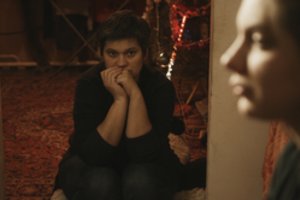 Iš pafrontės į Kijevą perkelta filmo „Mėlyna kaip apelsinas žemė“ herojė A. Gladka: „Karo žmonės gyvena siurrealistinėje tikrovėje“