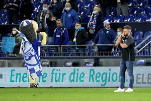 „Schalke 04“ pašalino „Gazprom“ užrašą nuo savo marškinėlių
