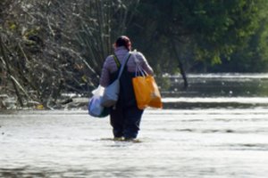 Potvyniai Šilutės rajone nesitraukia: kai kuriuose keliuose vandens gylis siekia 80 cm