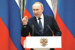 Kremliaus režimo garbintojas tapo nuožmiu kritiku: „V. Putinas pasmerktas meluoti“