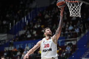 Eurolygos lietuviai: vaidmenis pasidaliję žalgiriečiai ir triuškinantis D.Motiejūnas