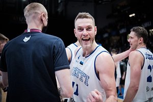 PČ atranka: pergalingas S.S.Vene metimas, latvių panika, trileris Atėnuose ir grimztantys kroatai