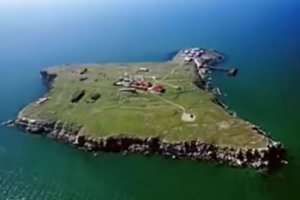 Karo Ukrainoje detektyvas – ar legendinės salos gynėjai liko gyvi?