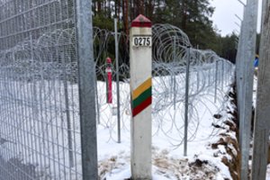 Praėjusią parą pasieniečiai apgręžė tris neteisėtai sieną bandžiusius kirsti migrantus