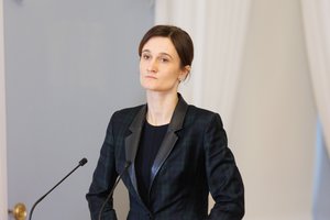 V. Čmilytė-Nielsen paneigė gandus apie į užsienį išvežtą šeimą