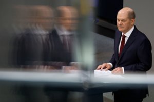 Rusijos vykdomo karo akivaizdoje Vokietija ima ginkluotis: steigiamas didžiulis karinis fondas, nauji įsipareigojimai NATO