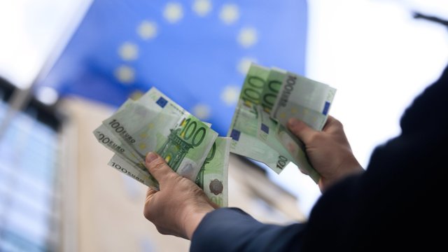 Ekonomistas apie sankcijas Rusijai: Europa neskaičiuoja, kiek jai tai kainuos