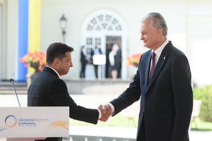 V. Zelenskis padėkojo Lietuvai už paramą