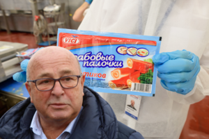 Nustebo dėl „Vičiūnų grupės“ sprendimo nesitraukti iš Rusijos: „Tai yra pavojingas žaidimas“