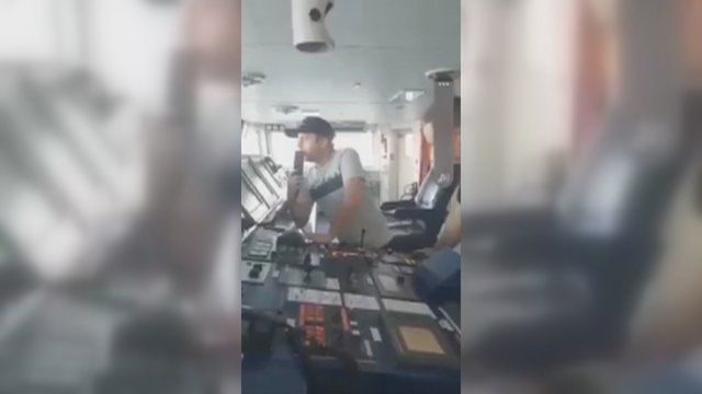 Rusijos laivui pritrūkus kuro, Gruzijos atsakas: atsisakė padėti ir pasiūlė irkluoti