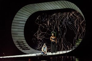 „Undinės“ premjeroje – katastrofos aidai