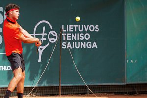 Lietuvos teniso sąjunga siūlo tarptautinėms federacijoms nutraukti ryšius su Rusija ir Baltarusija