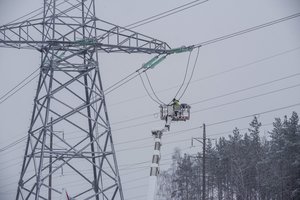 Ukrainos energetikos sistema į europinę gali būti integruota per kelias savaites