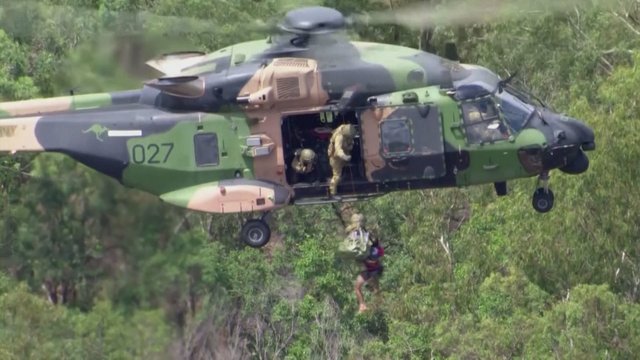 Australijoje po smarkių liūčių sraigtasparniais gelbėjami žmonės: šimtai vis dar įstrigę savo namuose