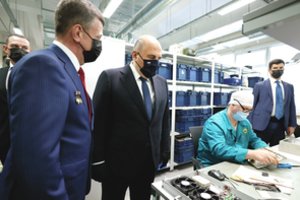 Maskvos atsakas Vakarų sankcijoms: užsienio investuotojai gali būti sukaustyti