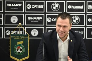Komandos patvirtintos: kas žais Lietuvos futbolo pirmoje ir antroje lygose?
