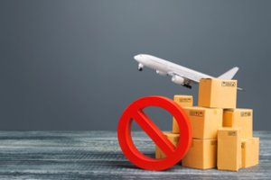 „ExxonMobil“, „Apple“ ir „Boeing“ – naujausios JAV milžinės, nutraukusios ryšius su Rusija