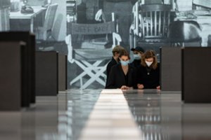 Kviečia kultūros įstaigas į savo veiklas įtraukti Ukrainos pabėgėlius