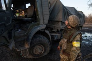 Rusų kolonas į metalo laužą malantys ukrainiečiai patys stebisi aukomis