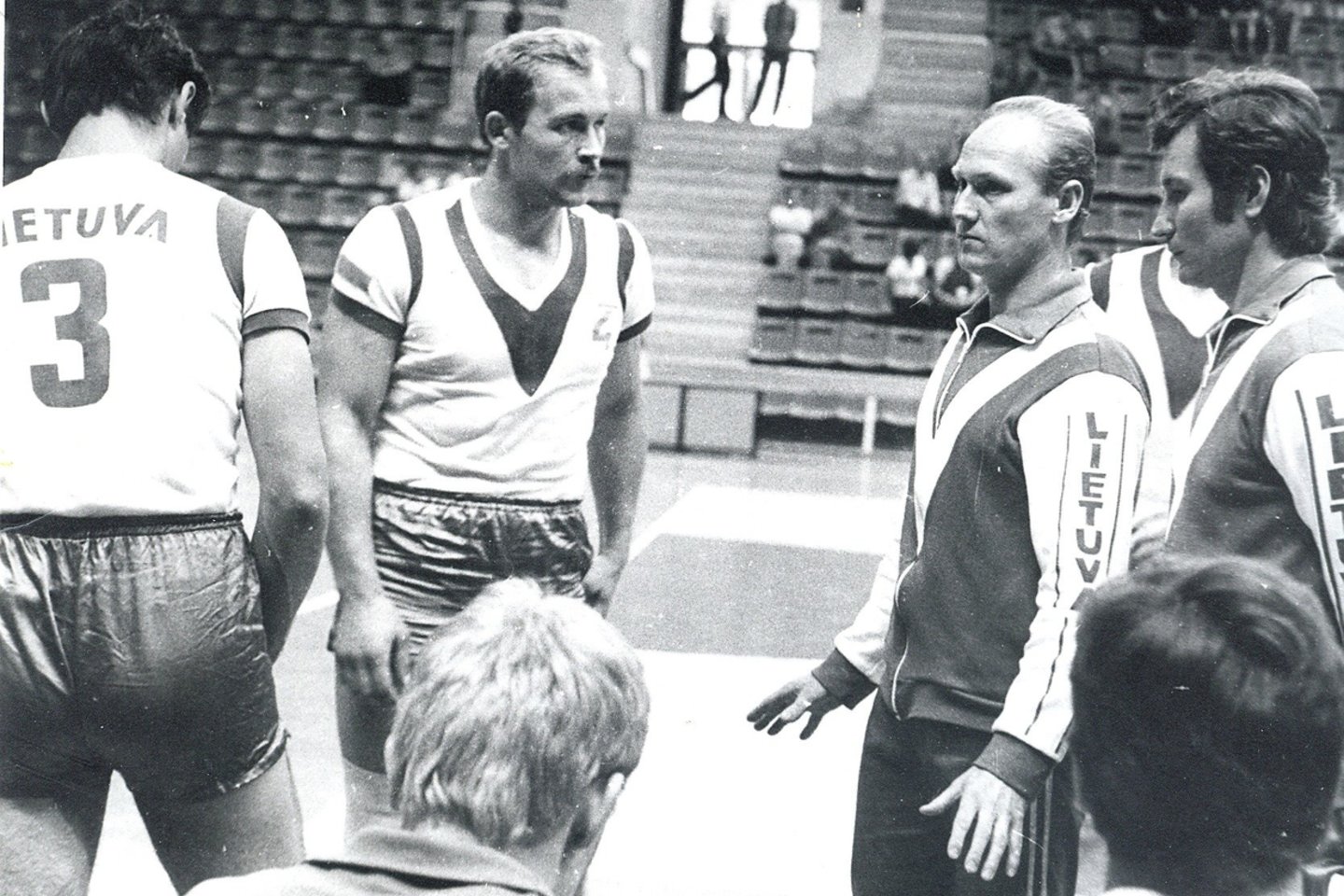 A.Skarbalius (dešinėje) ir V.Novickis daug metų dirbo drauge Lietuvos rinktinėje ir „Granito” komandoje.<br> A.Pliadžio ir asmeninio archyvo nuotr.