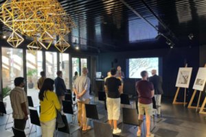 Dubajuje – tylos minutė karo Ukrainoje aukoms atminti