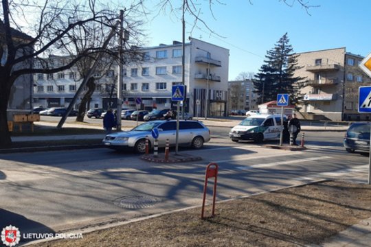 Trečiadienio eismo įvykai: sužeisti 8 žmonės, 5 iš jų – pėstieji