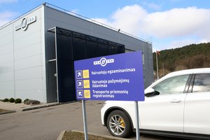 Nebelieka šių vardinių numerių: „Regitra“ susisiekė su savininkais ir pasiūlė juos pasikeisti