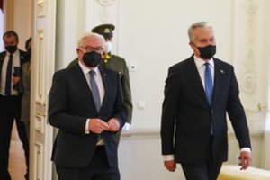 G. Nausėda susitikime su Vokietijos prezidentu: ukrainiečiai savo herojiška kova įrodė, kad yra verti būti ES nariais