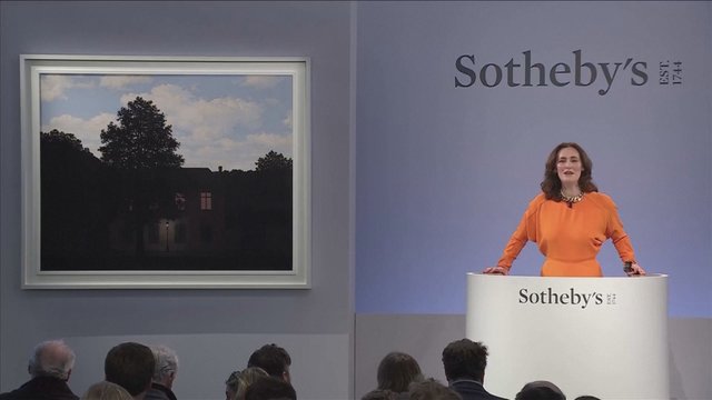 Aukcione už 51,5 mln. svarų parduotas XX a. meno šedevras – R. Magritte'o paveikslas