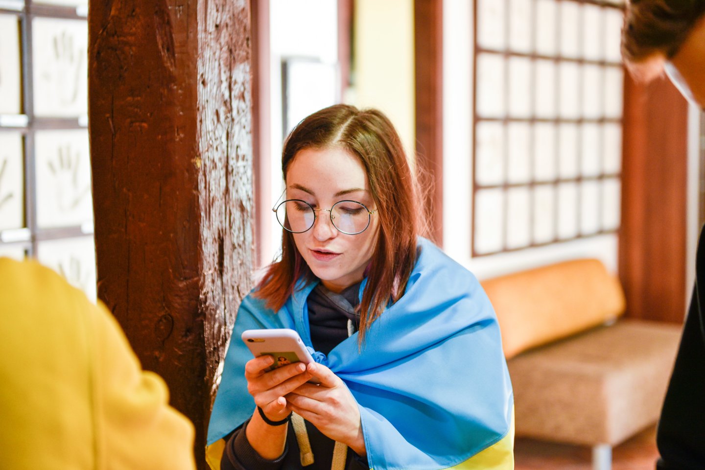  Panevėžio lėlių vežimo teatro personalas surengė ne vieną akciją, remiančią Ukrainą.<br> V.Ščiavinsko nuotr.