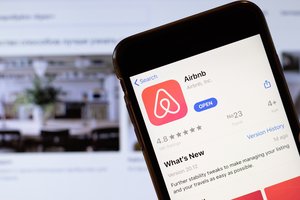 „Airbnb“ stabdo veiklą Rusijoje ir Baltarusijoje
