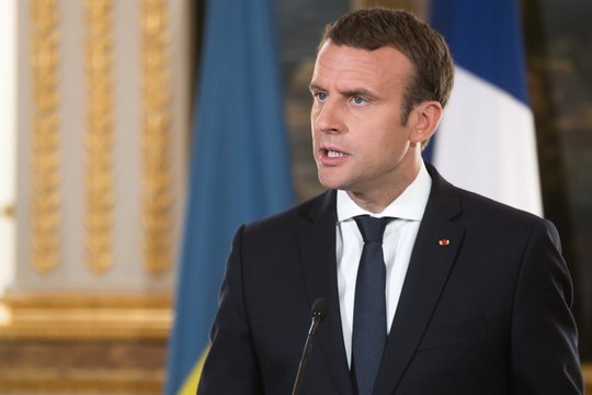 E. Macronas oficialiai pranešė sieksiąs antros kadencijos: kampanijos planai pasikeitė po Rusijos invazijos