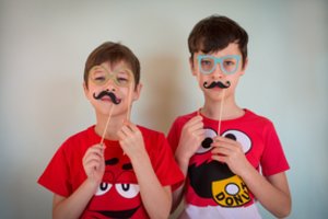 Gydytoja oftolmologė pasakė, kas lemia vaiko norą ar nenorą nešioti akinius: patarė, kaip įkalbėti