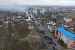 Dešimtoji karo Ukrainoje diena: Rusijos pajėgos bombardavo Charkovą, apšaudomi miestai prašo humanitarinės pagalbos