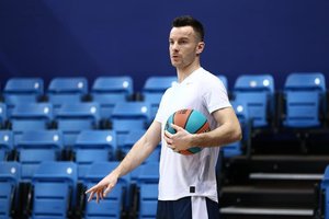 Rusijoje daugiau žaisti nenorėjęs Adas Juškevičius keliasi į Italiją