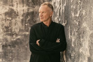 Stingas palaikymą Ukrainai išreiškė sukurdamas dainos „Russians“ interpretaciją