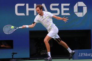 Pasaulio sporto savaitė: naujas teniso lyderis, paskutinė Th. Johaug pergalė ir JAV sportininkių bėdos