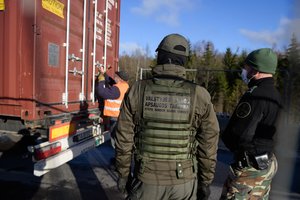 Muitinėje sulaikė prekių, kurias išvežti į Rusiją draudžiama – 87 tūkst. eurų vertės įrangą