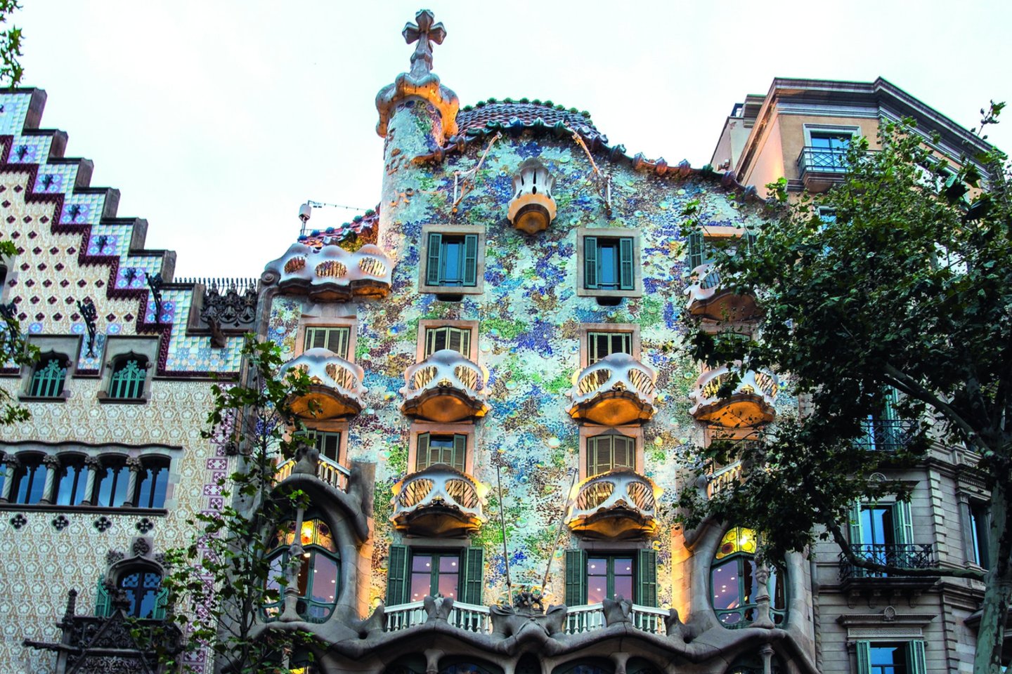 A. Gaudi suprojektuoti ir Barselonoje pastatyti Batljo namai („Casa Batllo“).